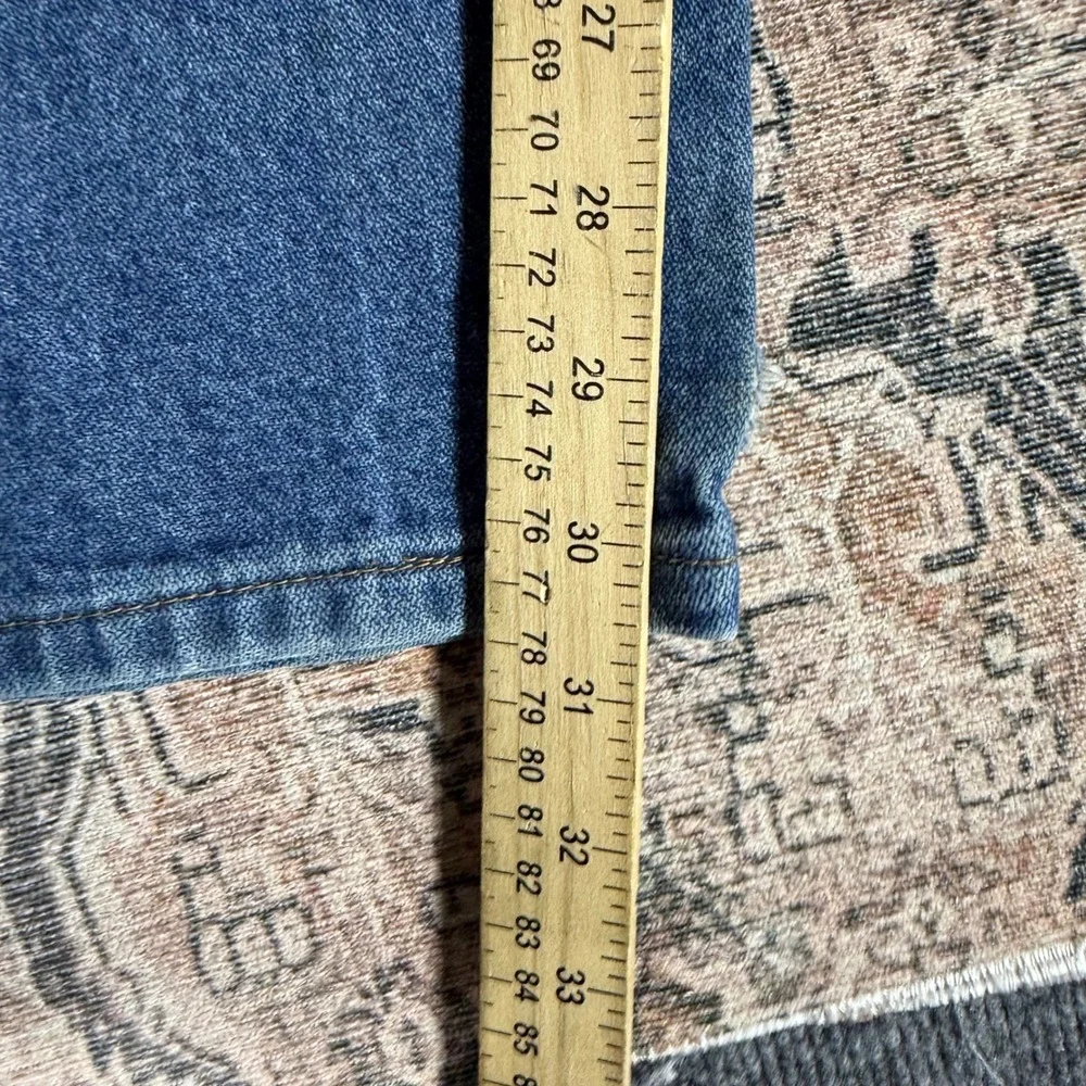 Wrangler 13MWZPW Cowboy Cut Blue Jeans Mens 30x32 Distressed Western Workwear